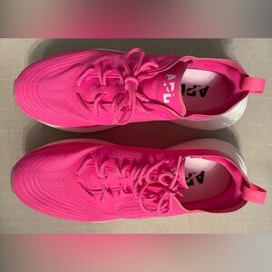 APL Streamline hot pink tennis shoes size 9